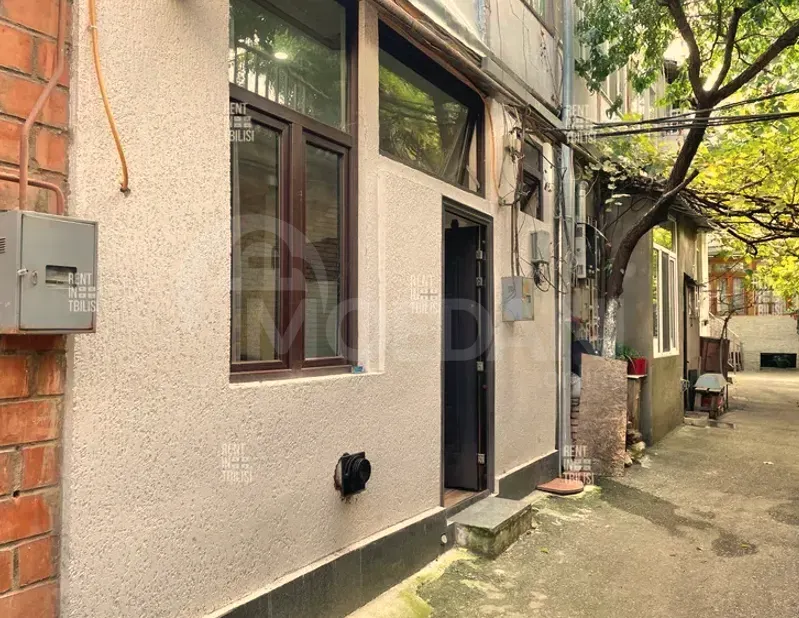 Apartments For Sale one-room 40м² 1/3 floor Tbilisi - photo 1