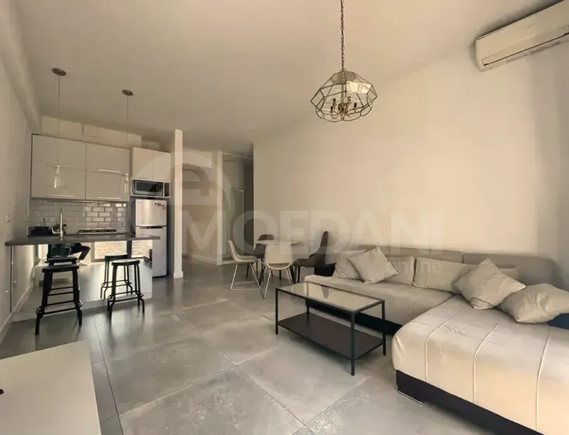 ქირავდება 3 ოთახიანი ბინა 88მ² 10/23 სართ თბილისი - photo 2