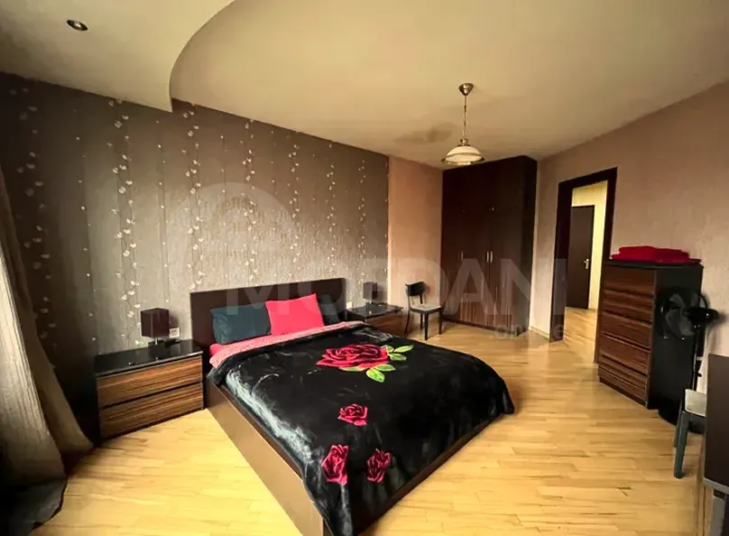 ქირავდება 2 ოთახიანი ბინა 70მ² 7/9 სართ თბილისი - photo 8