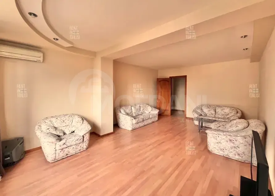 ქირავდება 2 ოთახიანი ბინა 80მ² 8/9 სართ თბილისი - photo 6