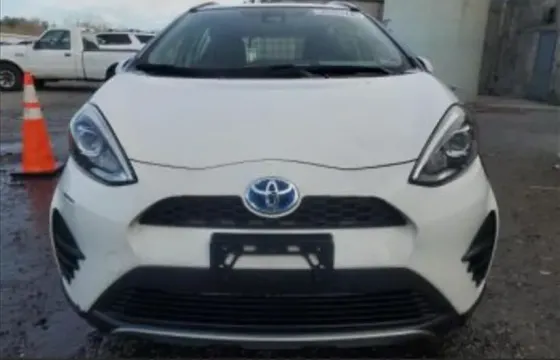 Toyota Prius 2018 Tbilisi