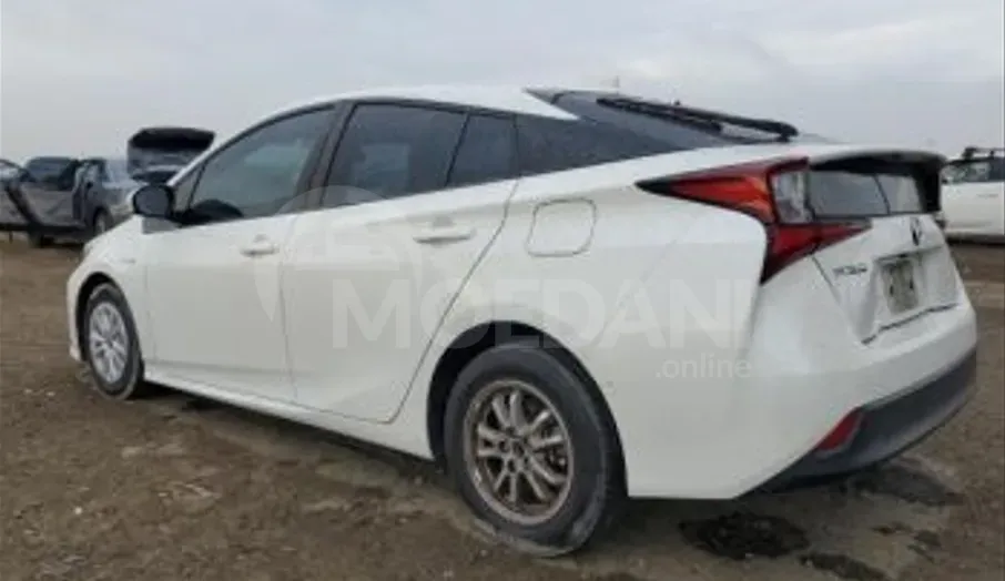 Toyota Prius 1.8L 2019 Тбилиси - изображение 2