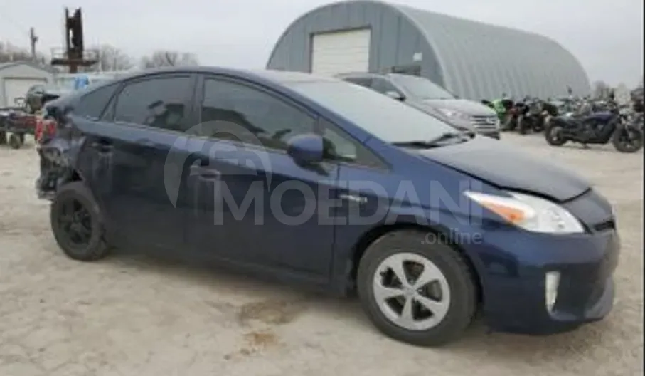 Toyota Prius 1.8L 2015 Тбилиси - изображение 7
