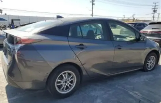 Toyota Prius 2018 Tbilisi