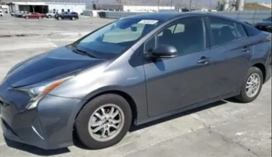 Toyota Prius 2018 Tbilisi