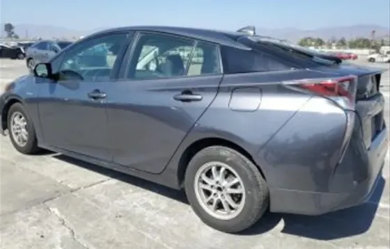 Toyota Prius 2018 Tbilisi