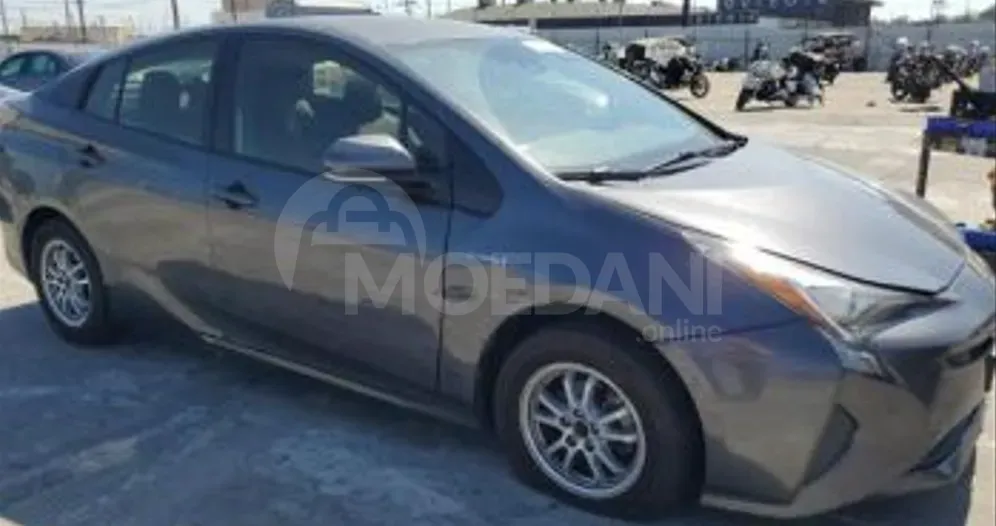 Toyota Prius 1.8L 2018 Тбилиси - изображение 7