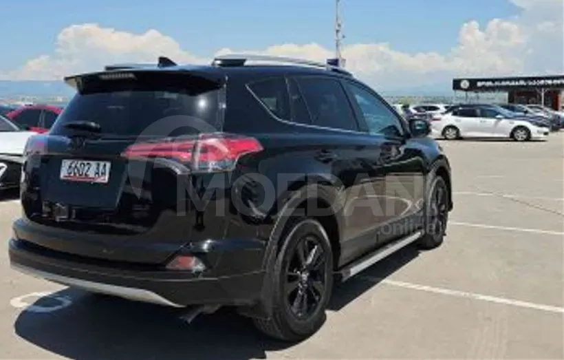Toyota RAV4 2.5L 2018 Тбилиси - изображение 6