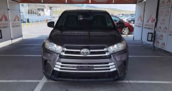 Toyota Highlander 2019 Тбилиси