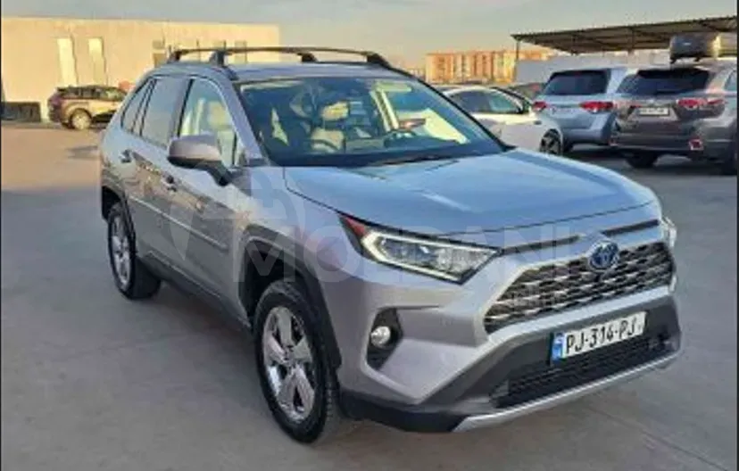 Toyota RAV4 2.5L 2020 Тбилиси - изображение 5