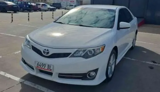 Toyota Camry 2014 თბილისი