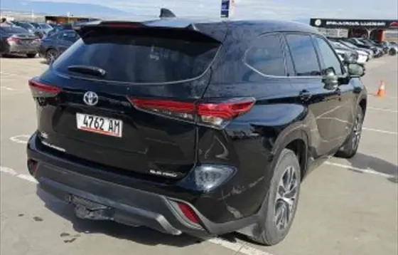 Toyota Highlander 2022 თბილისი