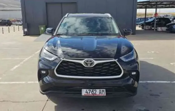 Toyota Highlander 2022 თბილისი