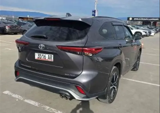 Toyota Highlander 2021 თბილისი