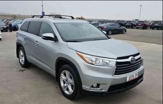 Toyota Highlander 2016 თბილისი