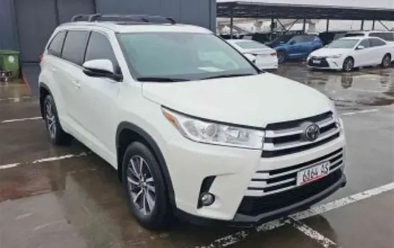 Toyota Highlander 2018 თბილისი