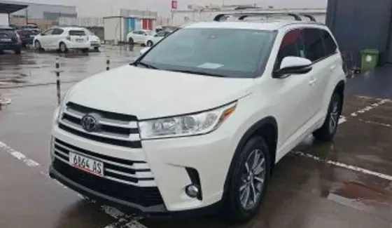 Toyota Highlander 2018 თბილისი