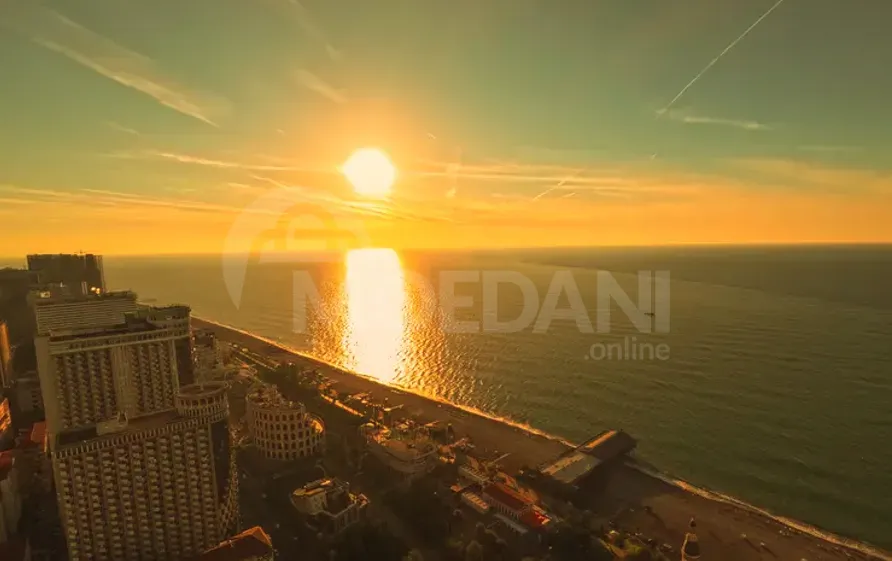 Продам 1-комн. квартиру 30м² 47/55 эт. Батуми - изображение 2