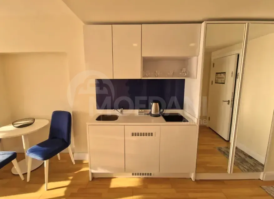 იყიდება 2 ოთახიანი ბინას 45მ² 36/55 სართ ბათუმი - photo 5