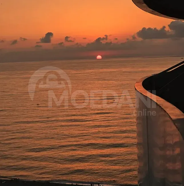 Продам 1-комн. квартиру 27м² 5/5 эт. Батуми - изображение 2