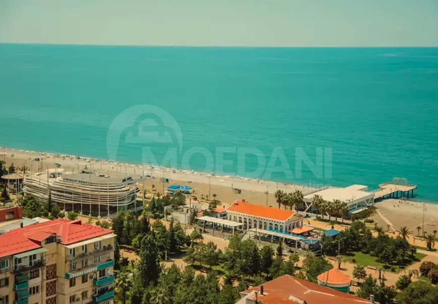 Продам 1-комн. квартиру 33м² 21/55 эт. Батуми - изображение 1