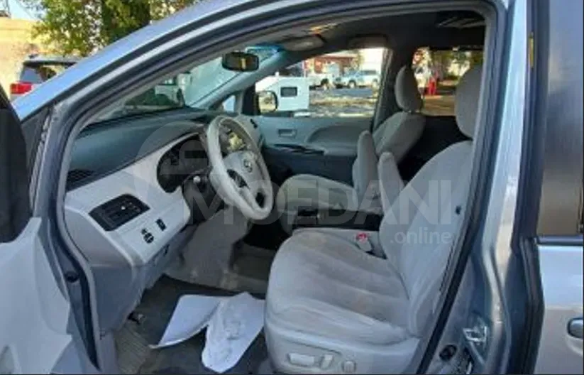 Toyota Sienna 3.5L 2014 თბილისი - photo 3