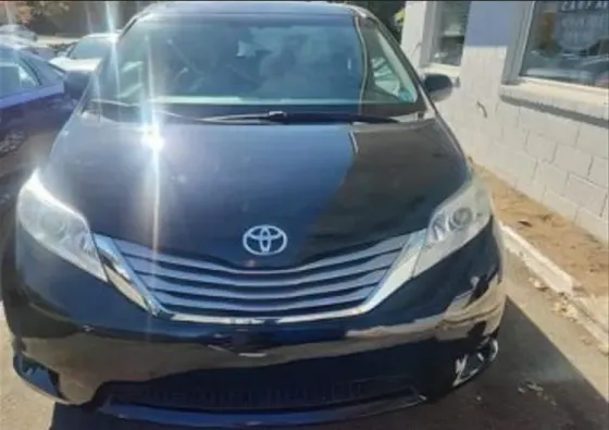 Toyota Sienna 2015 თბილისი