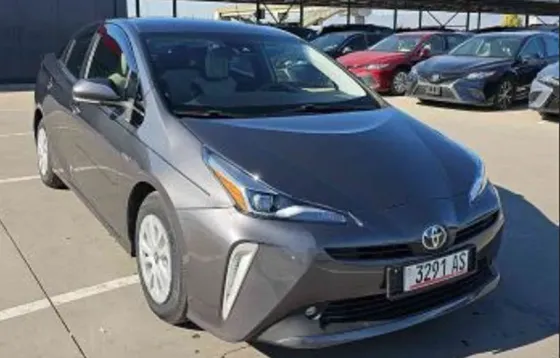 Toyota Prius 2019 თბილისი