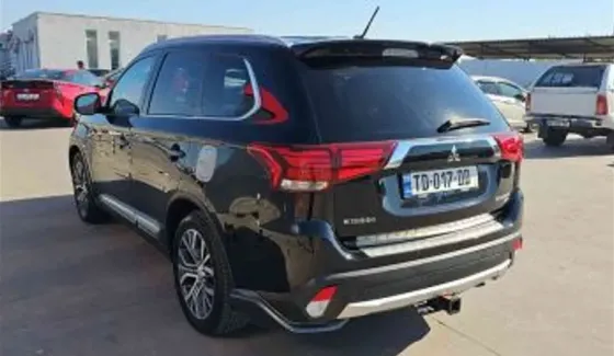 Mitsubishi Outlander 2016 თბილისი