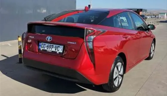 Toyota Prius 2016 Тбилиси