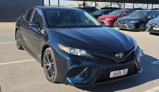 Toyota Camry 2020 Тбилиси