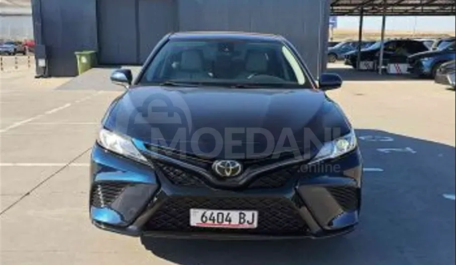 Toyota Camry 2.5L 2020 Тбилиси - изображение 1