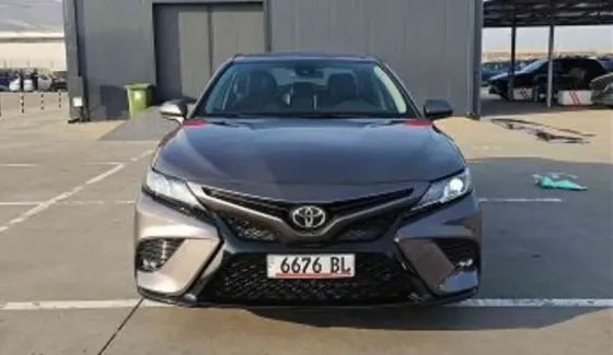 Toyota Camry 2020 Тбилиси