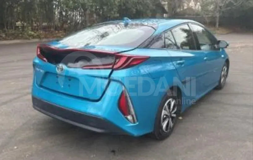 Toyota Prius 1.8L 2018 Тбилиси - изображение 9