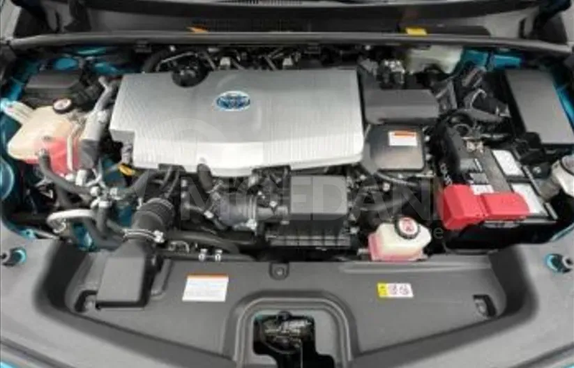 Toyota Prius 1.8L 2018 Тбилиси - изображение 6