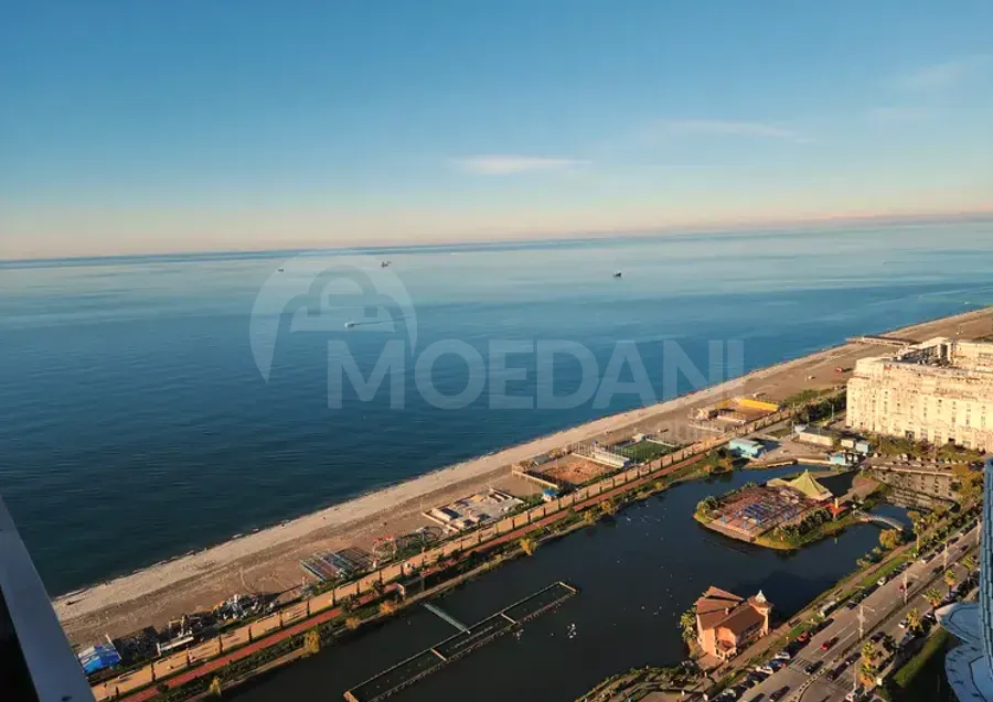 Продам 1-комн. квартиру 33м² 41/55 эт. Батуми - изображение 1