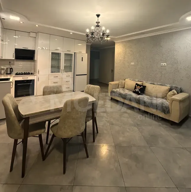 ქირავდება 3 ოთახიანი ბინა 70მ² 8/14 სართ ბათუმი - photo 9