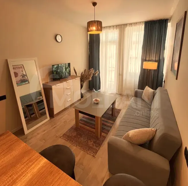 ქირავდება 2 ოთახიანი ბინა 48მ² 16/16 სართ ბათუმი - photo 1