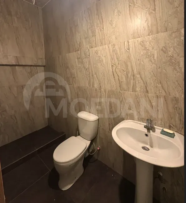 Ქირავდება უნივერსალური კომერციული ფართი ბათუმში ბათუმი - photo 5