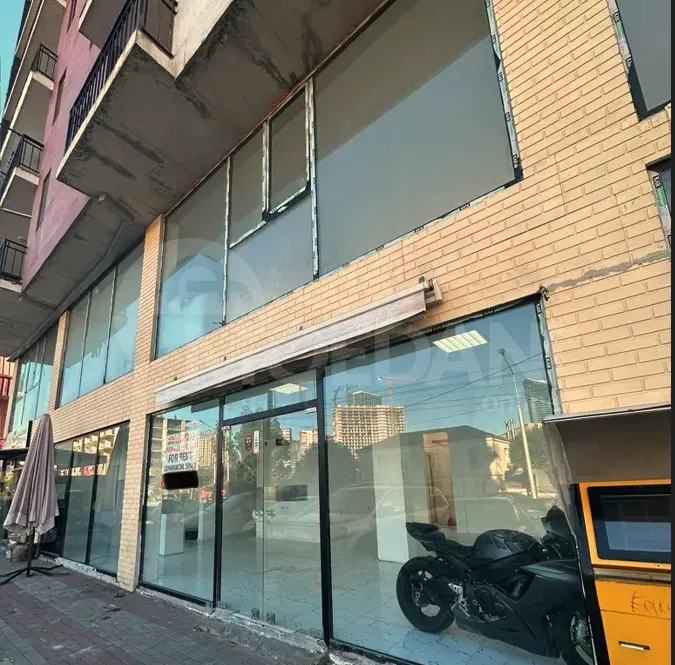 Сдается универсальное коммерческое помещение. Батуми - изображение 1