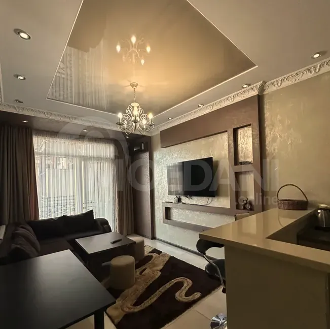 Сдам 2-комн. квартиру 52м² 10/18 эт. Батуми - изображение 1