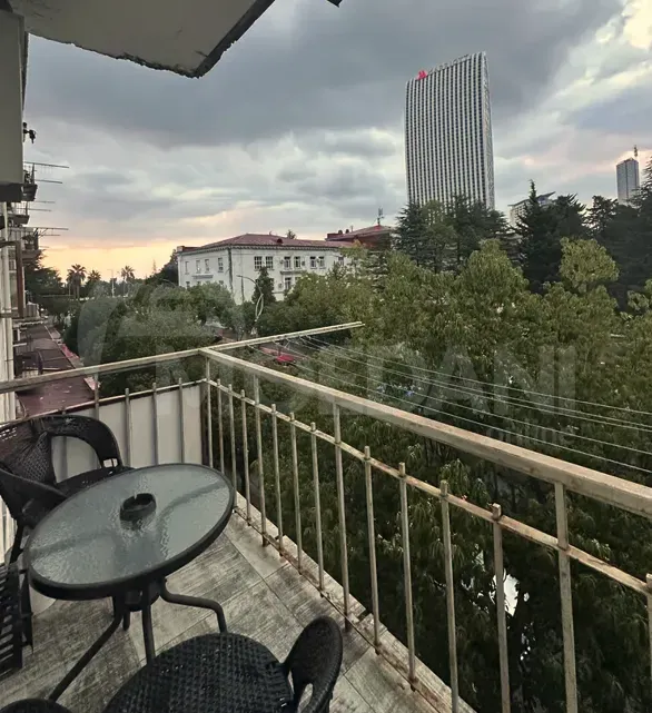 Сдам 2-комн. квартиру 48м² 3/6 эт. Батуми - изображение 4