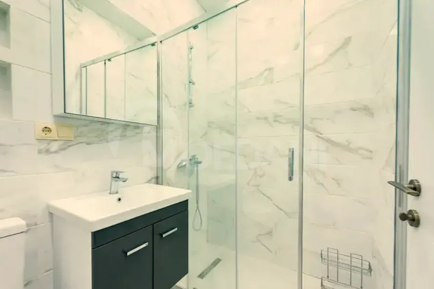 ქირავდება 2 ოთახიანი ბინა 55მ² 4/28 სართ ბათუმი - photo 8