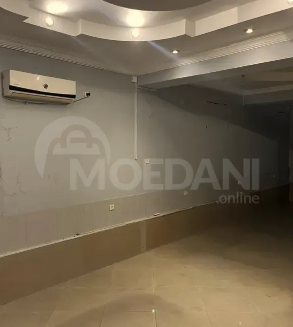 Ქირავდება უნივერსალური კომერციული ფართი ბათუმი - photo 3