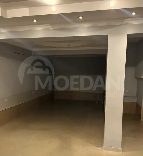 Ქირავდება უნივერსალური კომერციული ფართი ბათუმი - photo 9