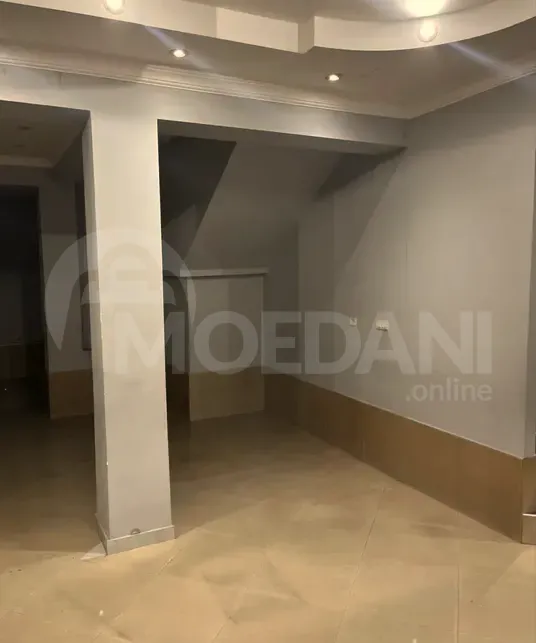 Ქირავდება უნივერსალური კომერციული ფართი ბათუმი - photo 6