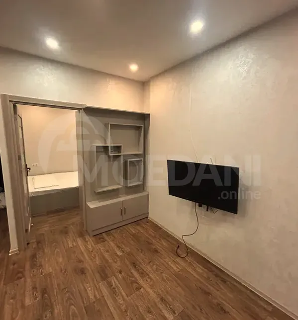 ქირავდება 2 ოთახიანი ბინა 45მ² 23/25 სართ ბათუმი - photo 7