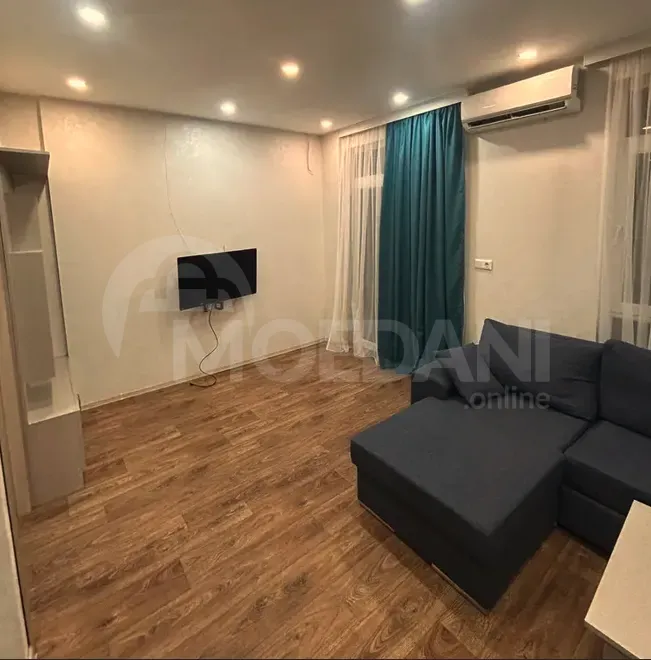 ქირავდება 2 ოთახიანი ბინა 45მ² 23/25 სართ ბათუმი - photo 3