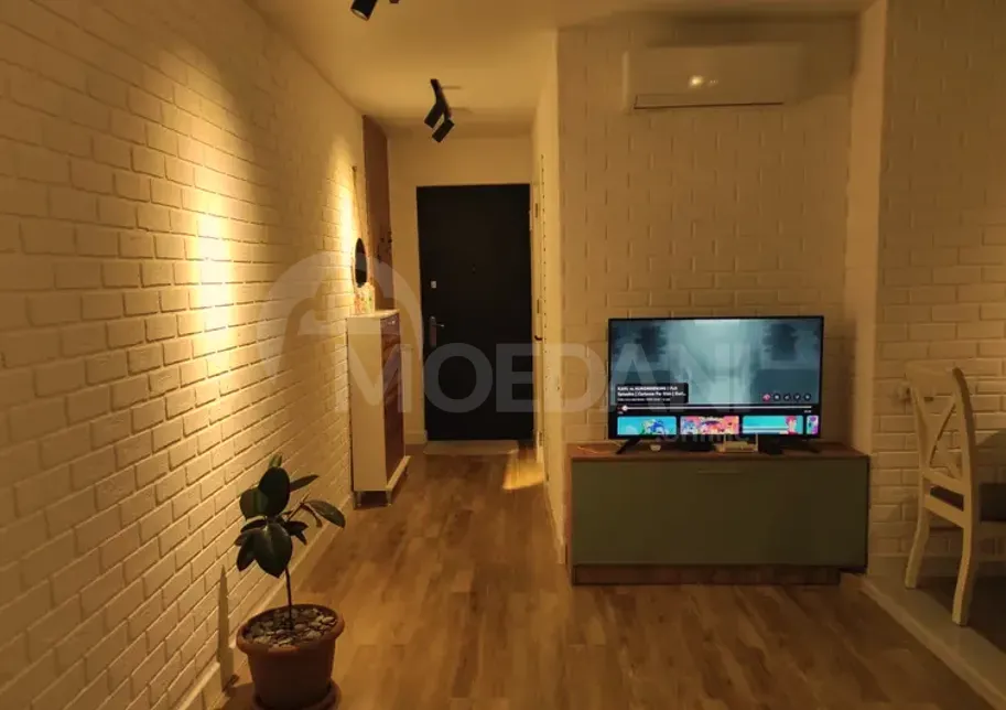 Сдам 2-комн. квартиру 45м² 5/25 эт. Батуми - изображение 2