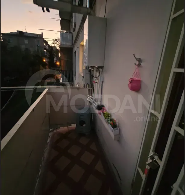 ქირავდება 3 ოთახიანი ბინა 95მ² 2/5 სართ თბილისი - photo 4